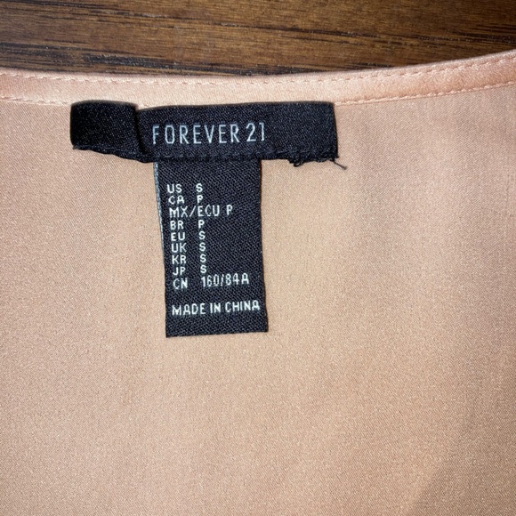 Forever21 Deep V-neck Crop Top Small - Picture 16 of 16